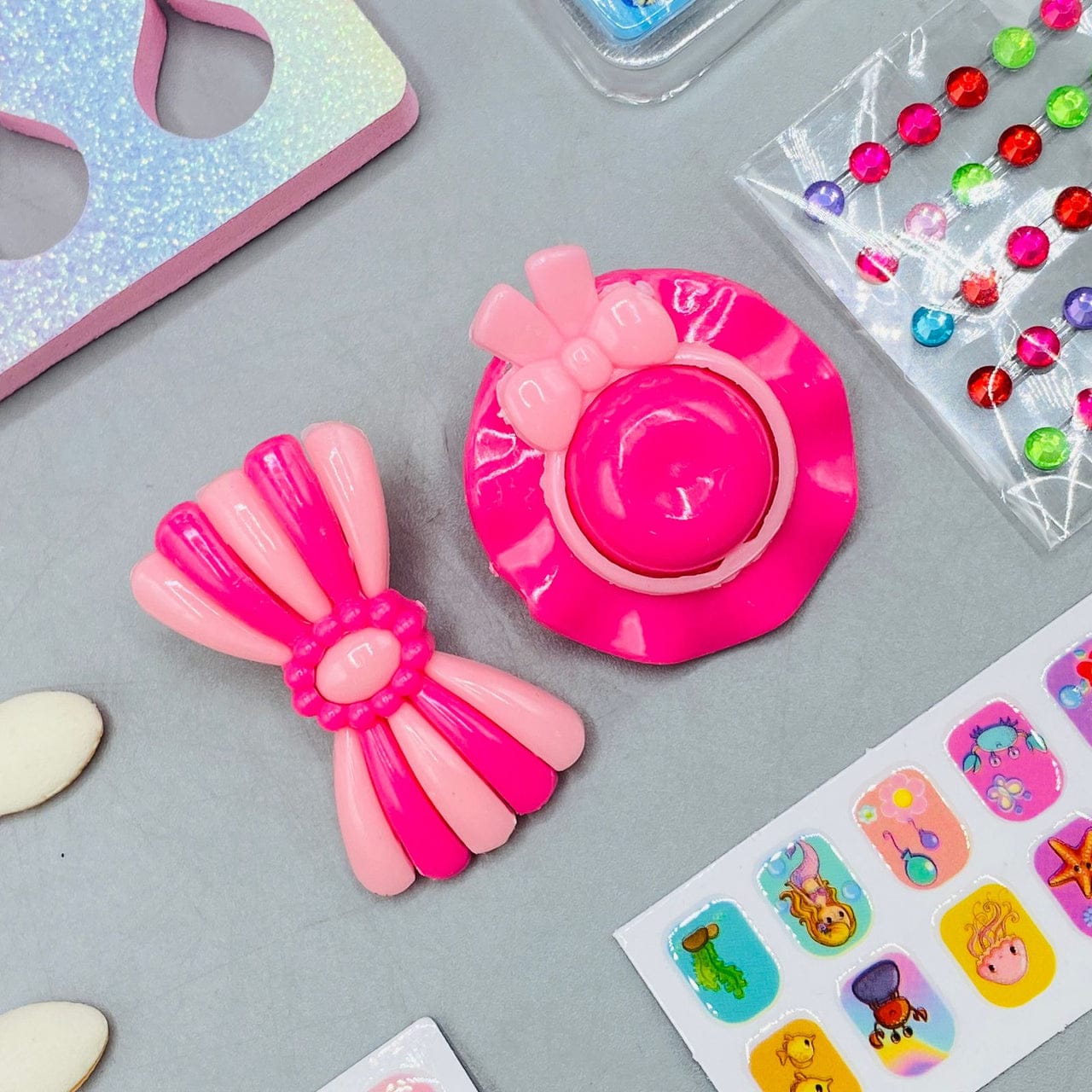 Kids Makeup Kit for Girls, Washable Makeup set 32 Pcs for Kids Girls.